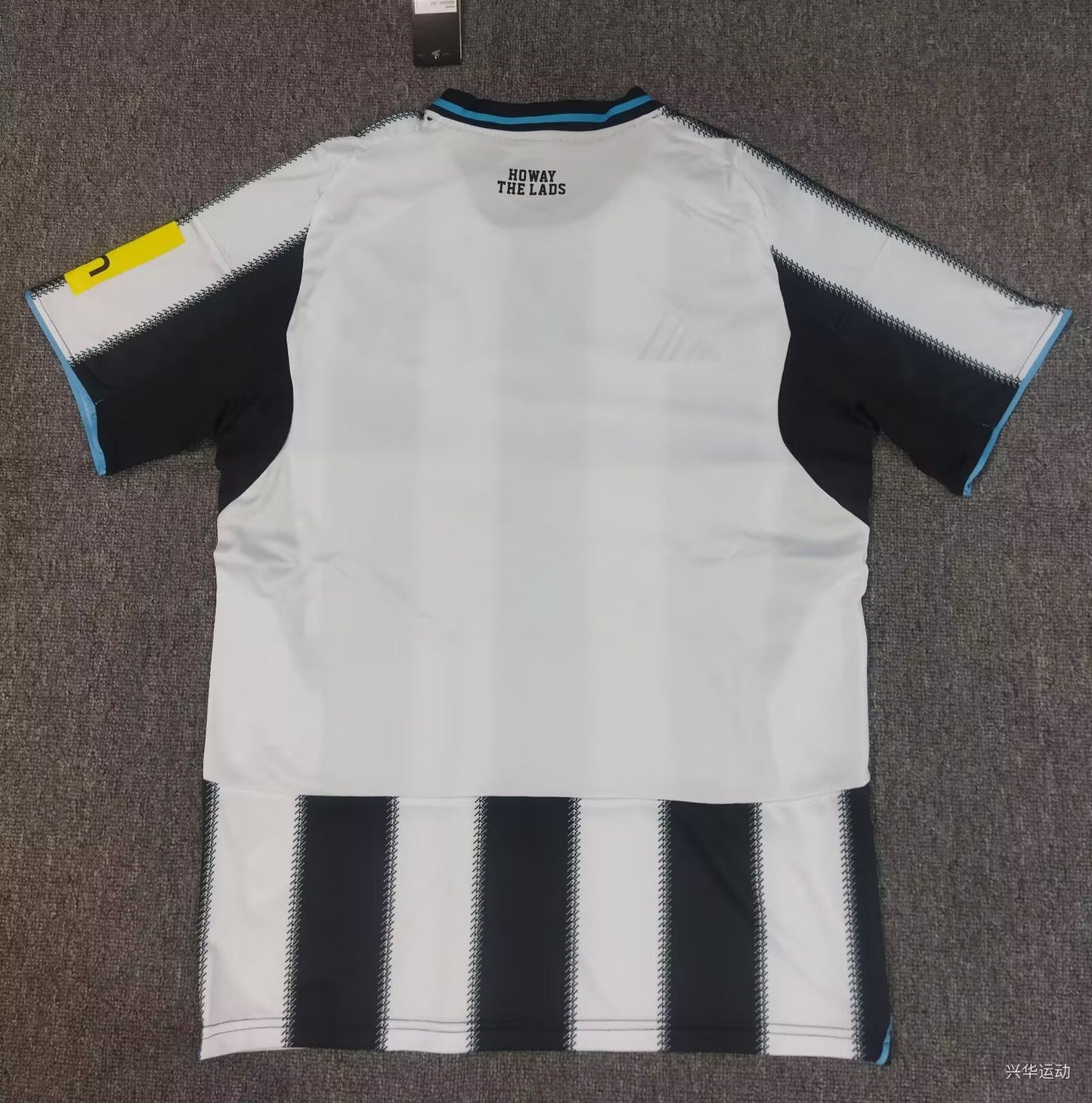 Newcastle United FC 25/26 Home jersey Replica