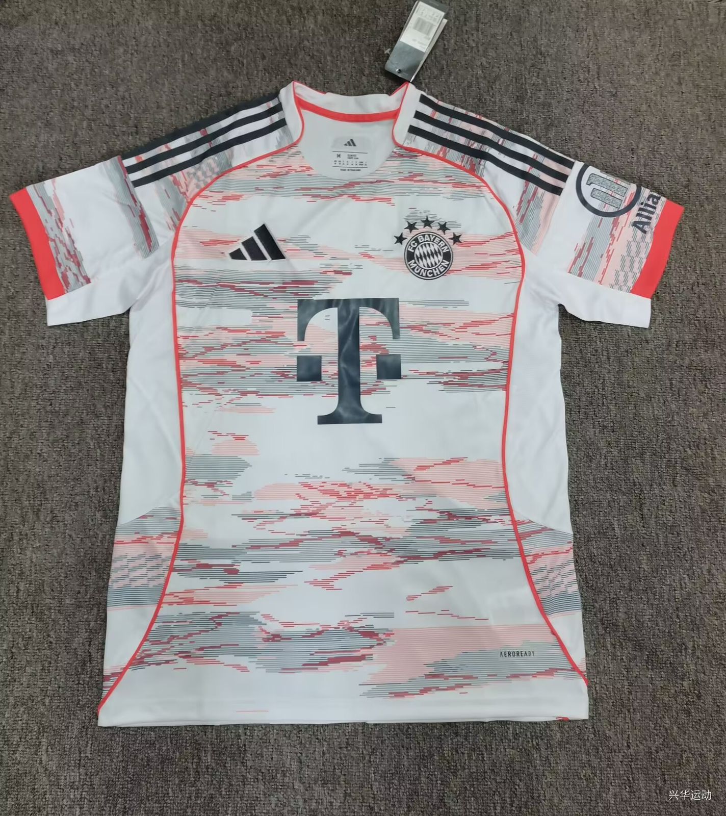 FC Bayern Munich 25/26 Away jersey Replica